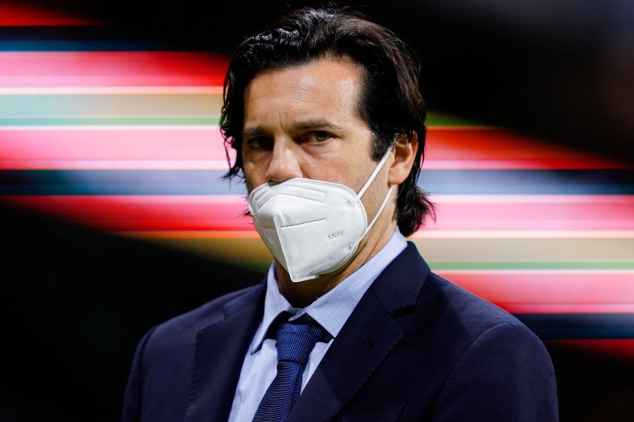 Santiago Solari durante un partido con América