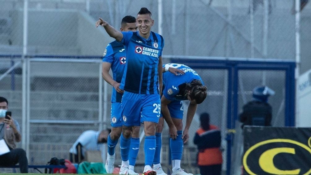 De nada sirvió el 'hat trick' de Alvarado