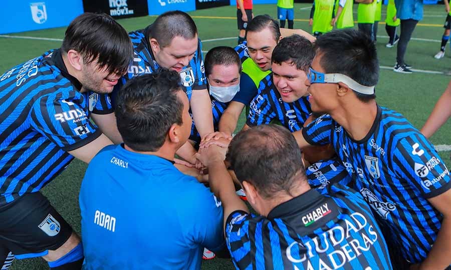 El nuevo equipo ya tuvo entrenamiento