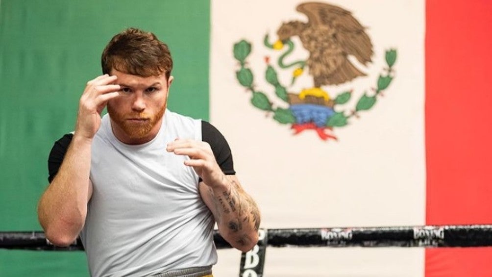 Saúl 'Canelo' Álvarez durante entrenamiento