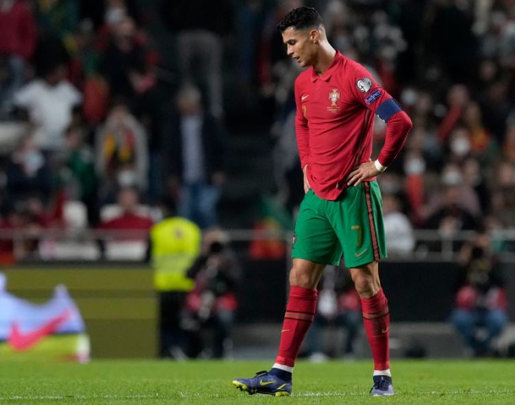 Cristiano Ronaldo, triste tras descalabro