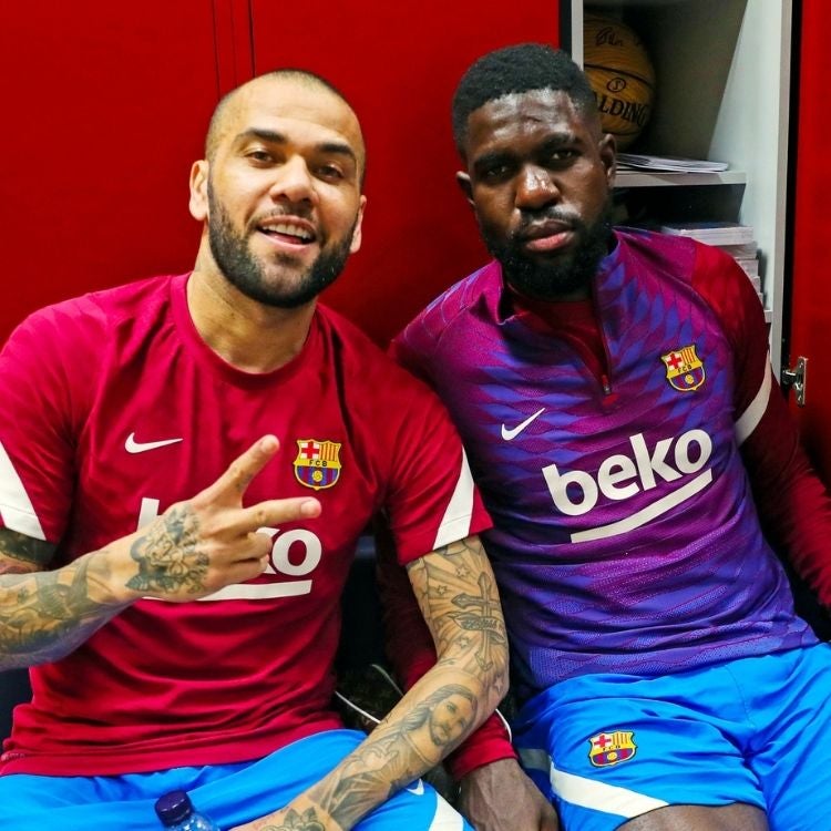 Dani Alves tuvo su primer entrenamieto