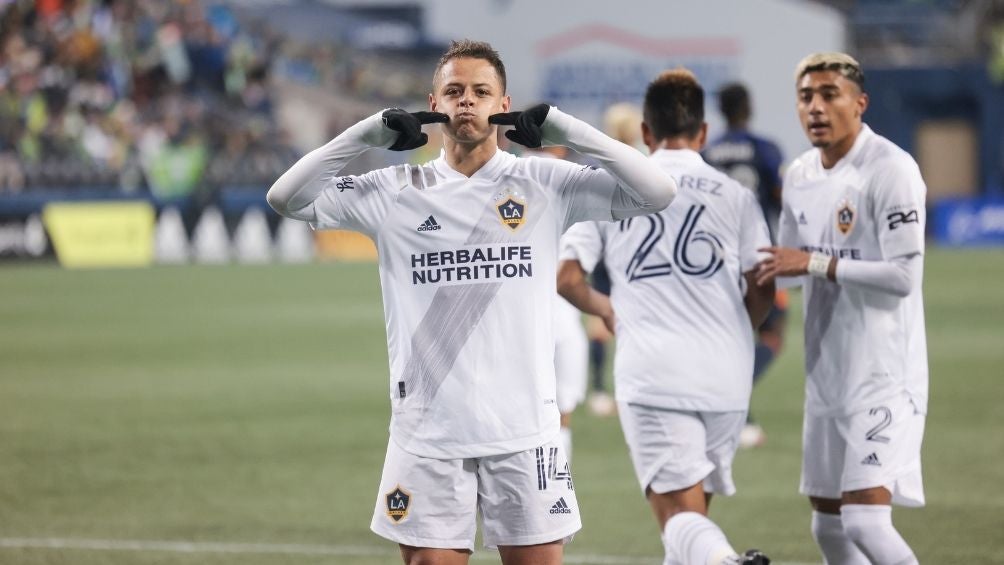 Chicharito en partido con el Galaxy