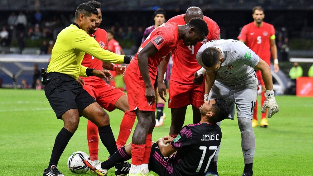 Acción en el último México vs Canadá