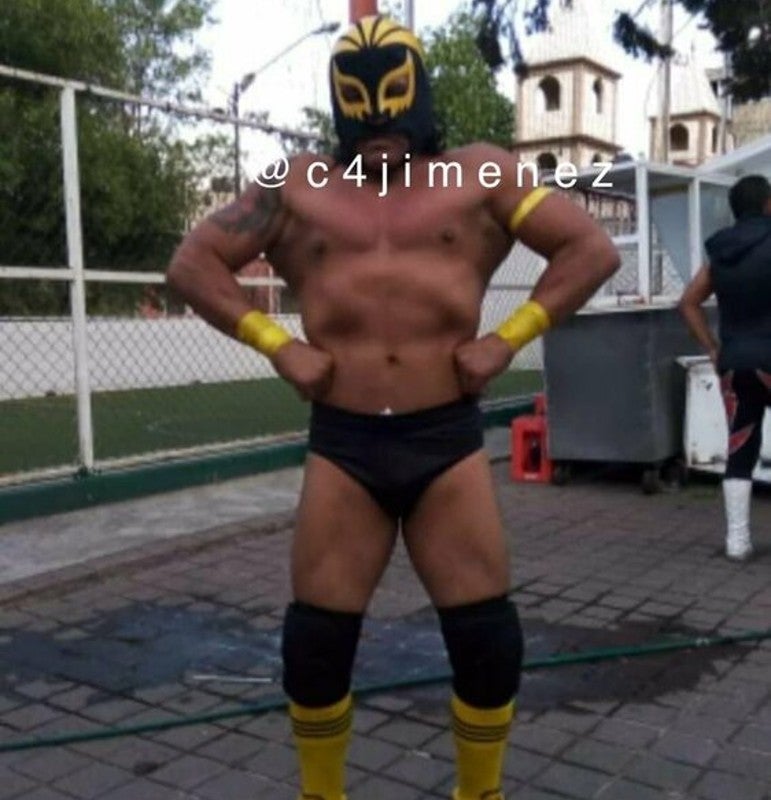 Así luce el luchador previo a subirse a los encordados