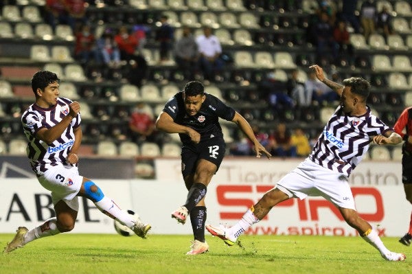 Mineros de Zacatecas frente al Atlante en el Estadio Carlos Vega Villalba