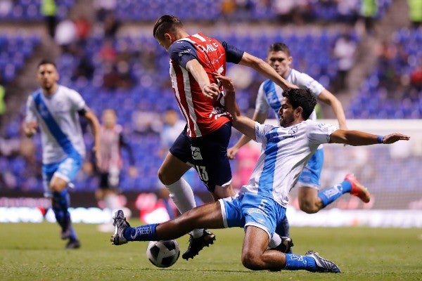 Puebla frente a Chivas en el Apertura 2021