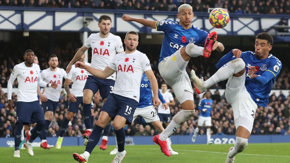 Everton vs Tottenham en partido de la Premier League