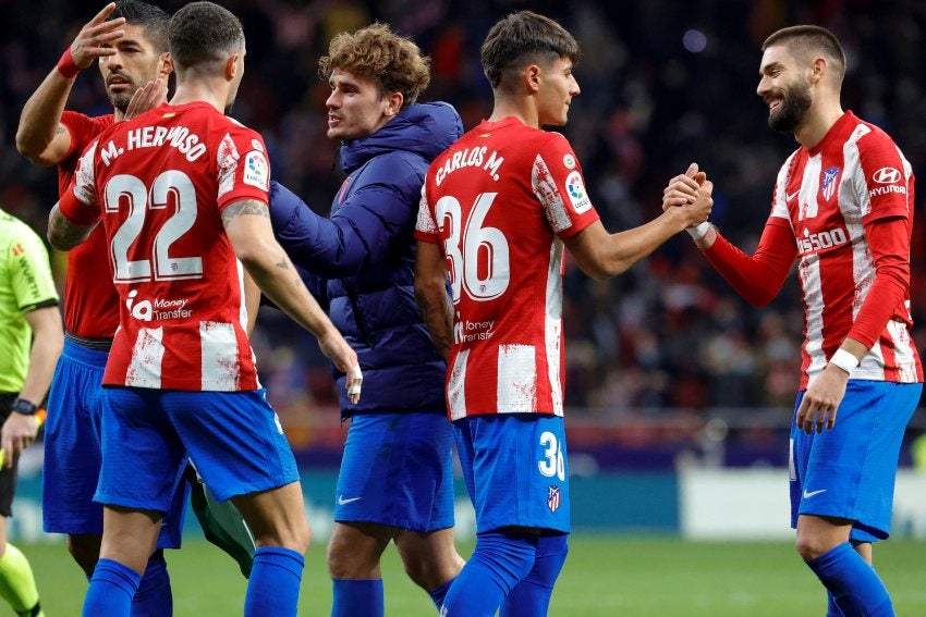 Jugadores del Atlético de Madrid celebrando la victoria sobre Osasuna