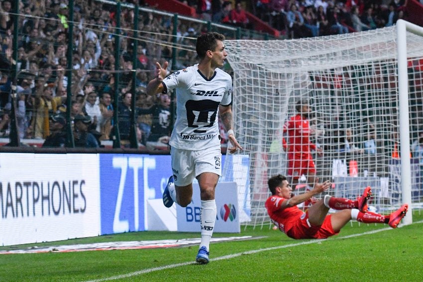 Dinenno tras anotarle gol al Toluca en 2019