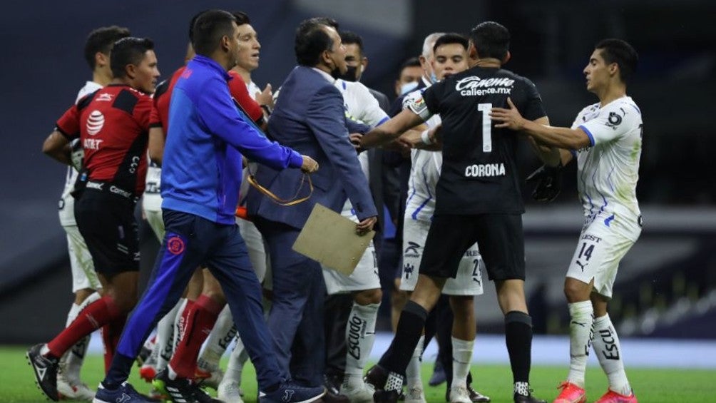 Cruz Azul vs Monterrey: Primer tiempo finalizó con conato de bronca