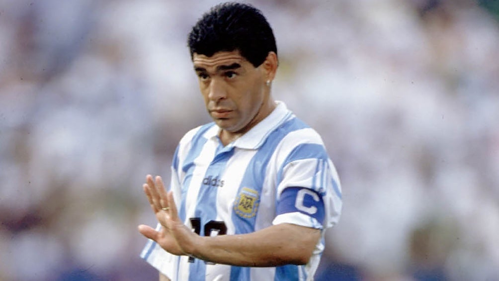 Diego Armando Maradona jugando con la Selección de Argentina