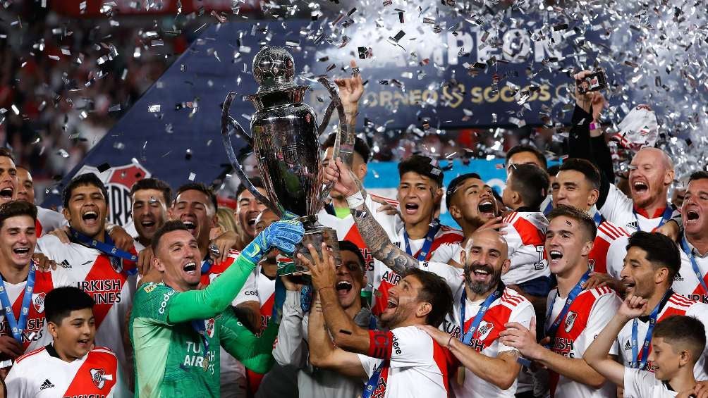 River Plate festejando campeonato de la Liga de Argentina