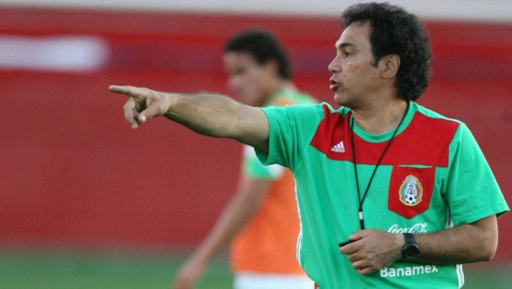 Hugo Sánchez en un entrenamiento de la Selección Mexicana