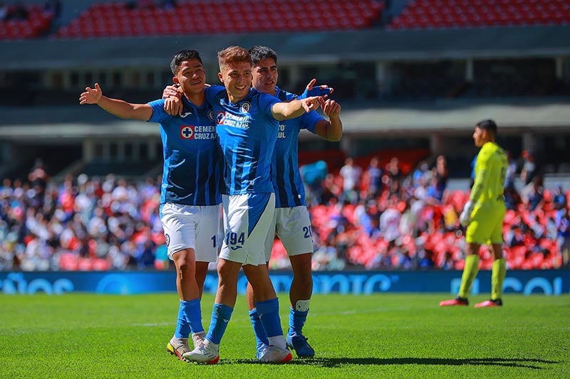 Miguel Seseña celebra su tanto ante Santos 