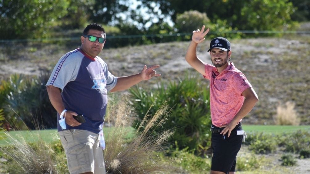 Ricardo con Abraham Ancer 