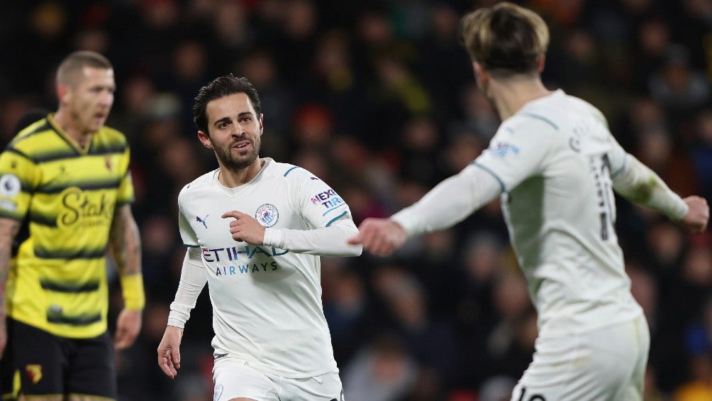 Bernardo Silva festejando gol con el Manchester City