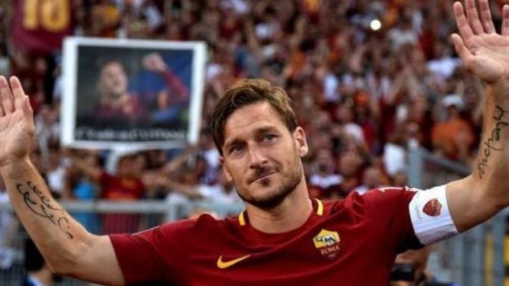 Fueron 25 años los que jugó Totti en la Roma