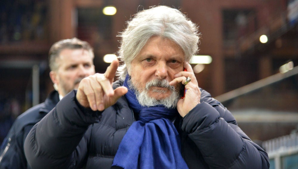 Massimo Ferrero saluda a la afición