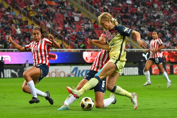 Acción en el Clásico Nacional de Cuartos de Final