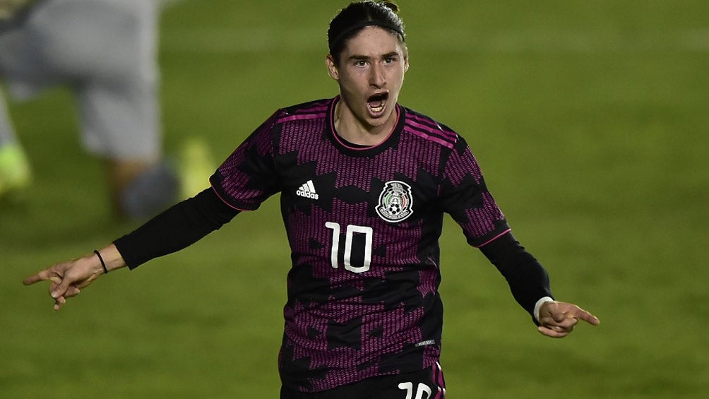 Marcelo Flores festeja con el Tri Sub20 