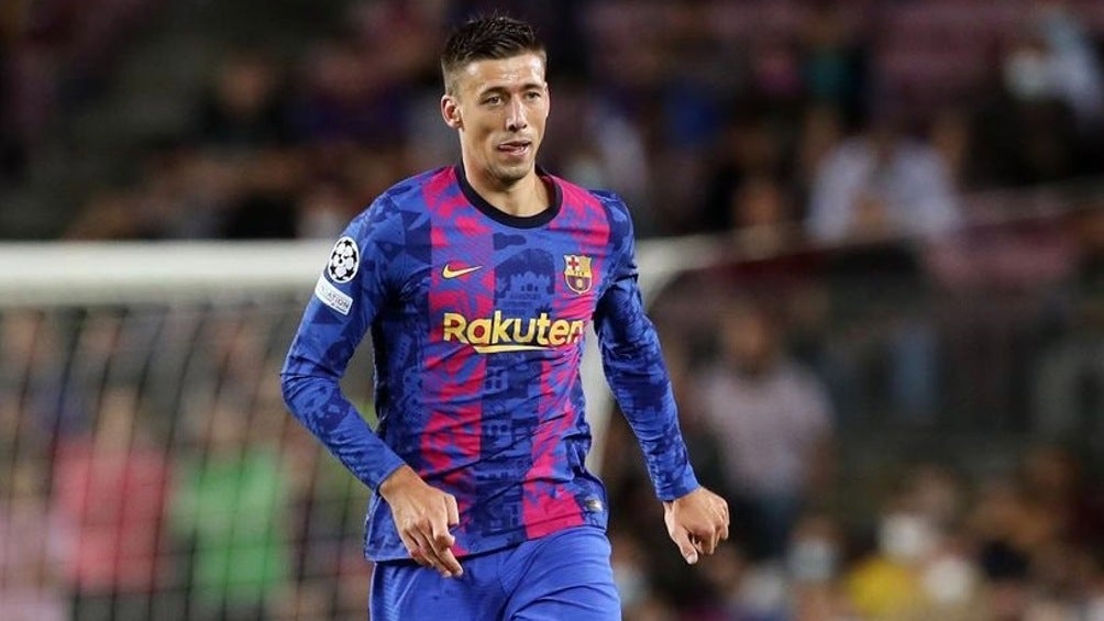 Clément Lenglet jugando con el Barcelona en Champions League