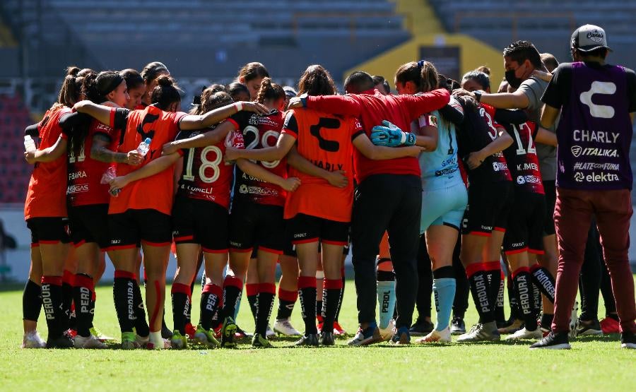 Jugadoras de Atlas tras vencer a Rayadas