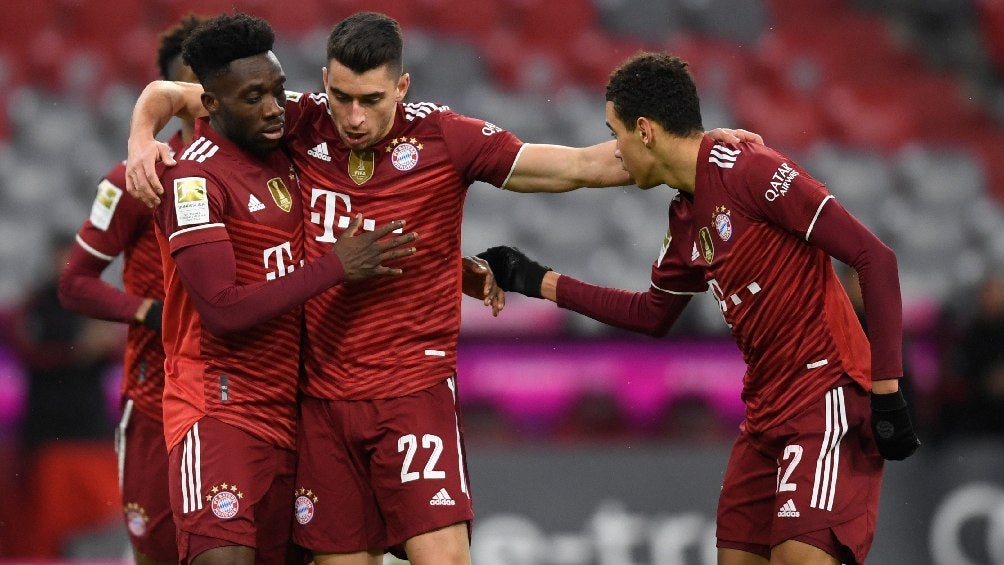 Bayern Munich festejando gol ante el Mainz en la Bundesliga