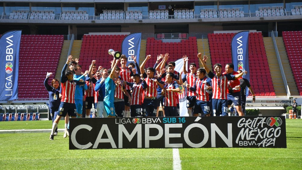 Chivas Sub 16 campeón del torneo Apertura 2021