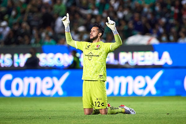 Camilo Vargas en partido ante León 