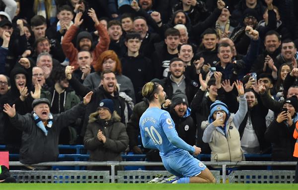 Jack Grealish en festejo con Manchester City