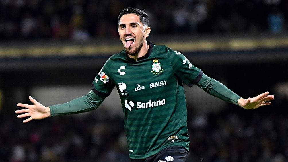 Valdés en un partido con Santos Laguna 