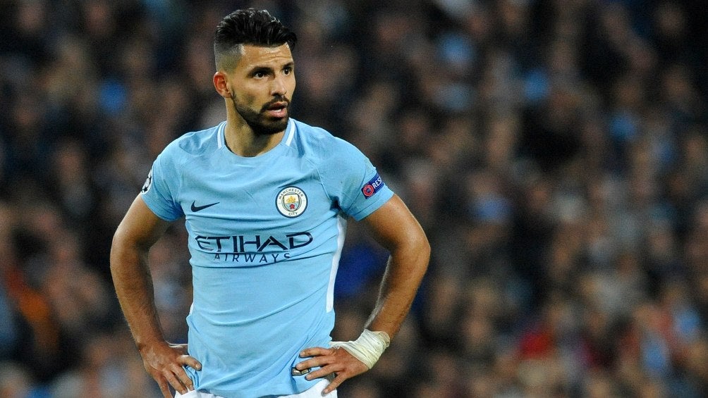 Sergio 'Kun' Agüero jugando partido con el Manchester City