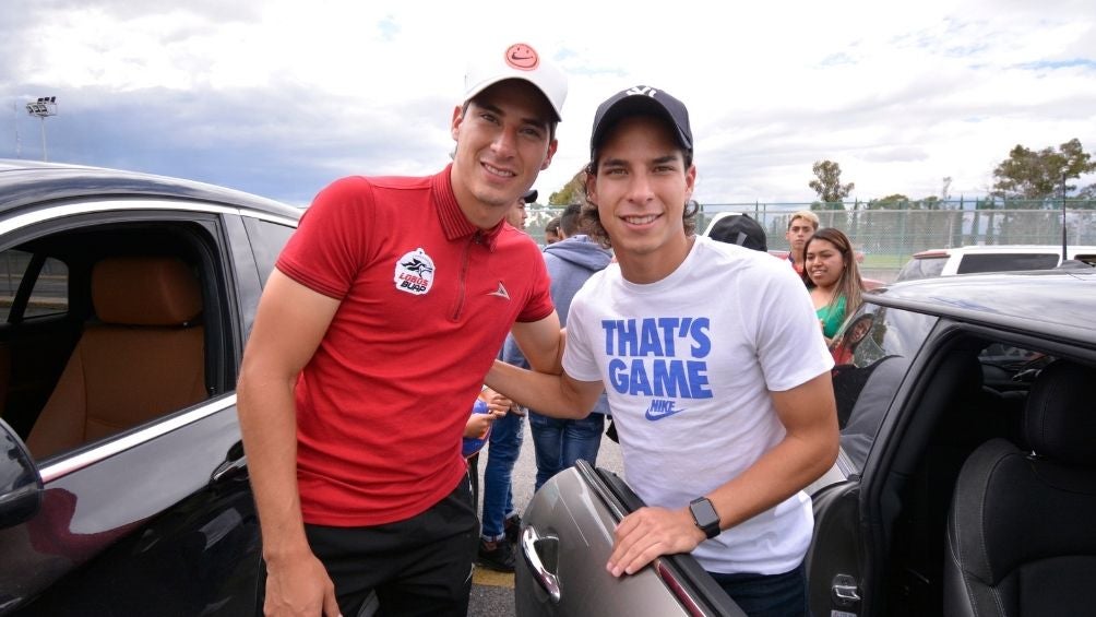 Mauro y Diego Lainez 