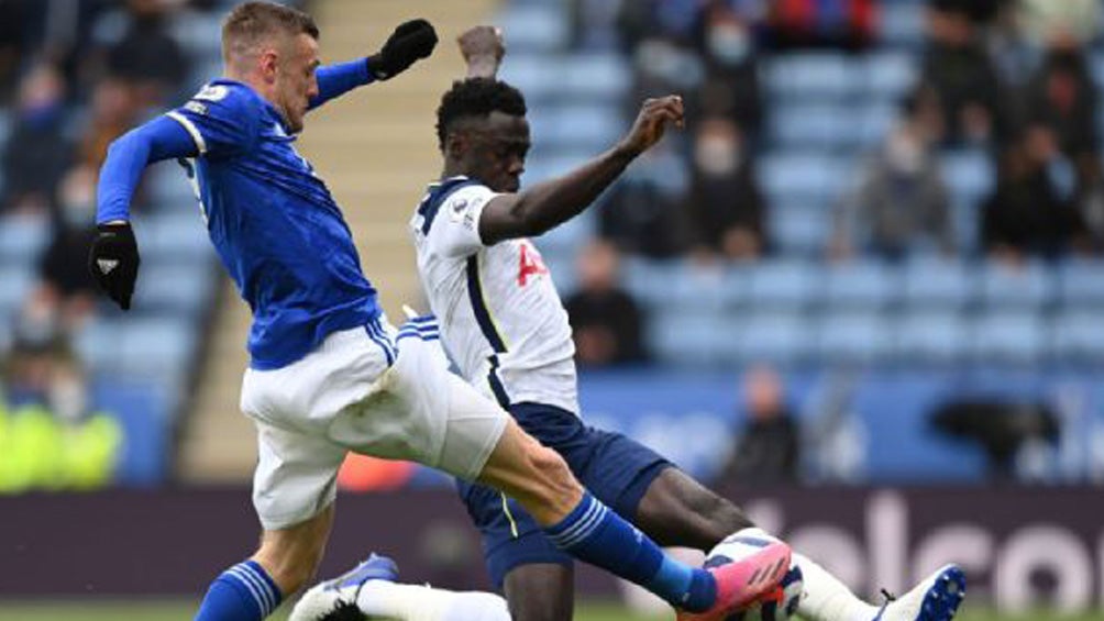 Así se pelea el esférico en un Tottenham vs Leicester 