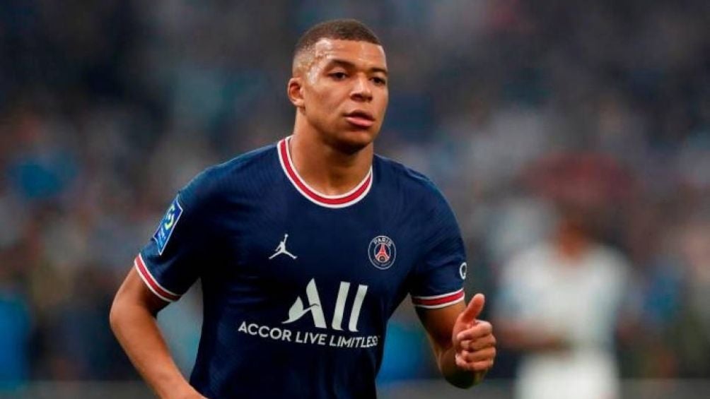 Mbappé en partido con el PSG 