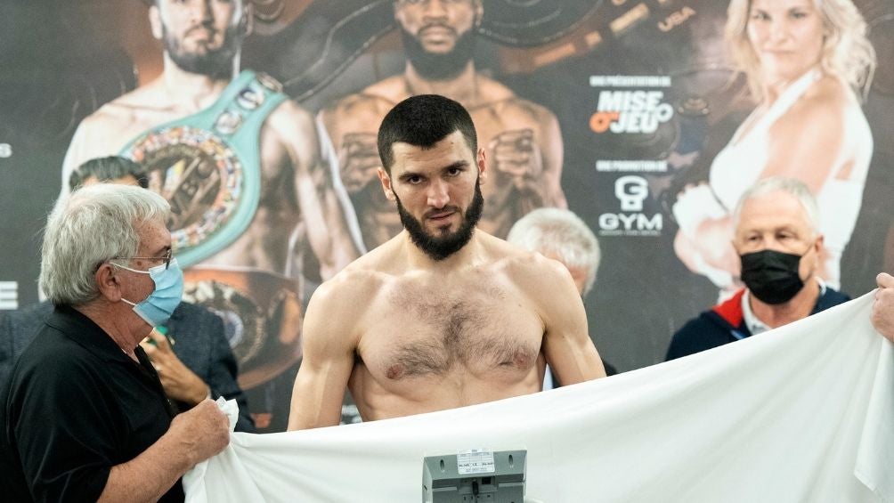 Artur Bertebiev quiere enfrentar al Canelo