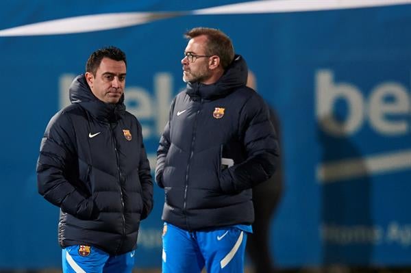 Xavi Hernández durante un entrenamiento con Barcelona