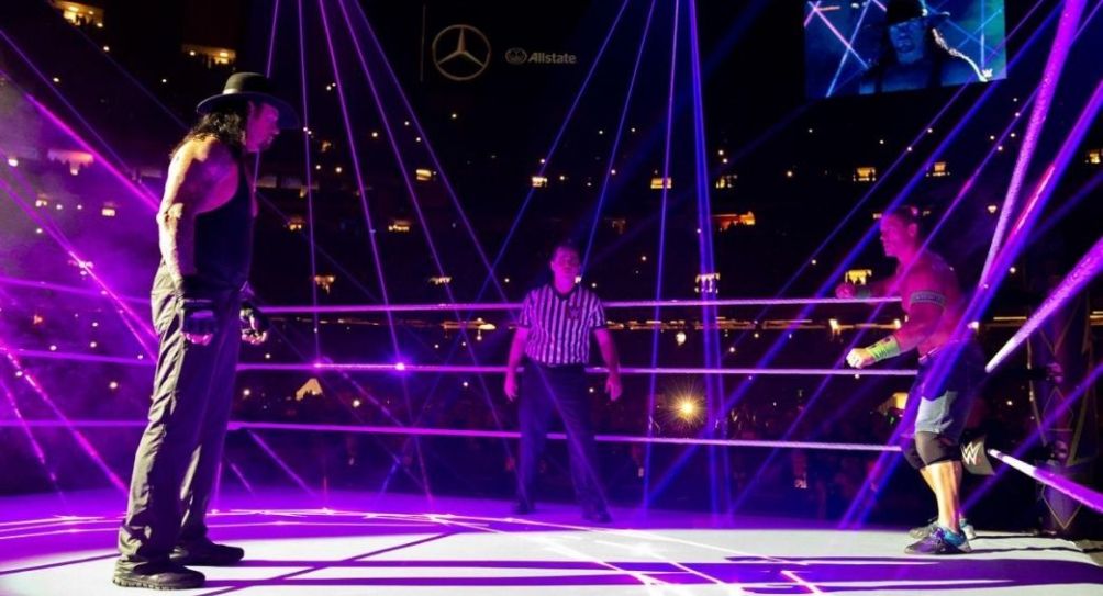 Undertaker contra John Cena en WWE