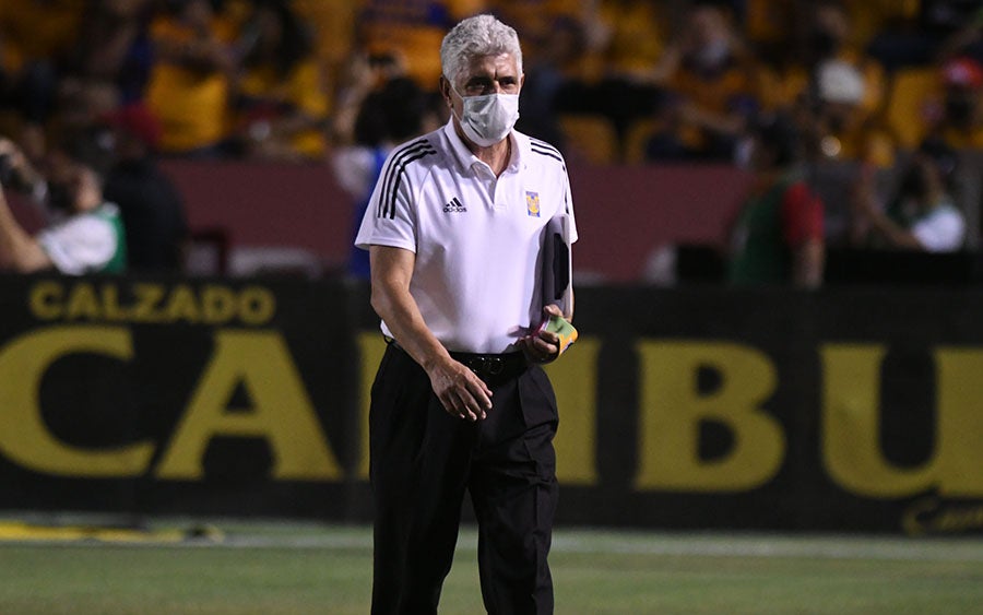 Ricardo Ferretti terminó su etapa como DT de Tigres