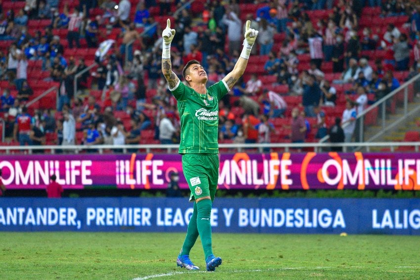 Gudiño en un partido de las Chivas