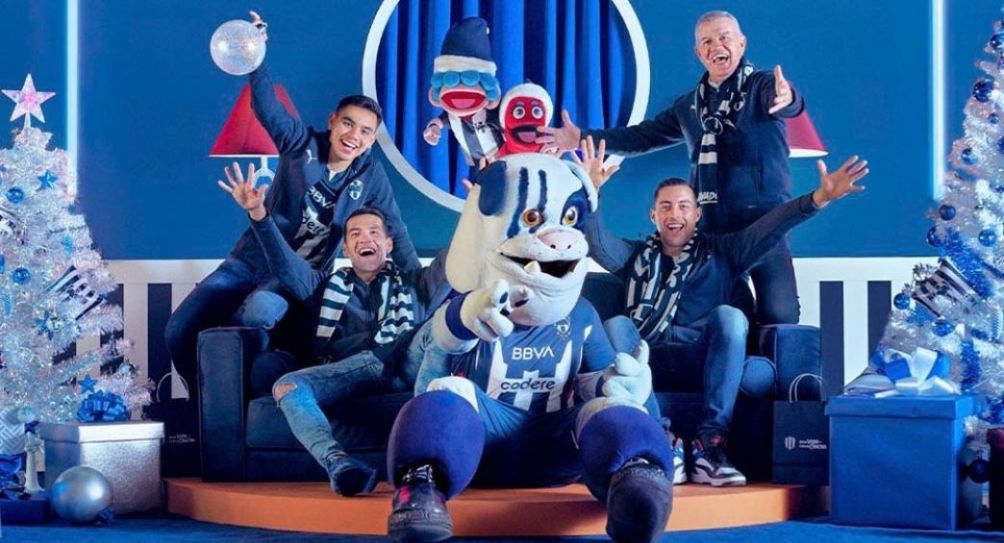 Rayados festejando Navidad