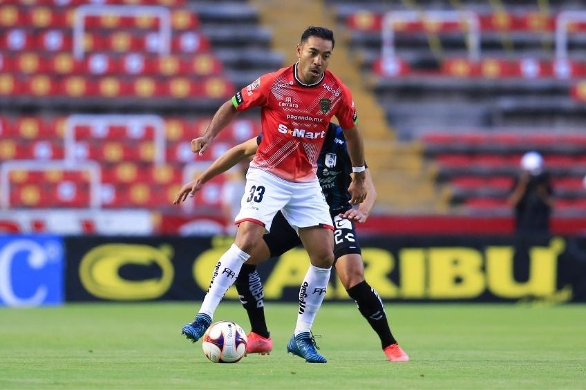 Marco Fabián jugando para los Bravos de Juárez