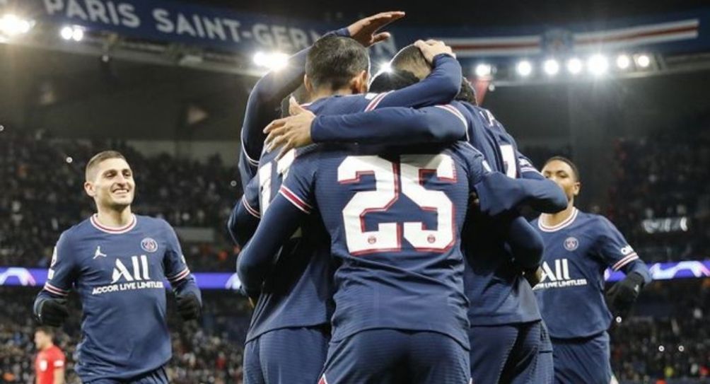 PSG celebrando un gol