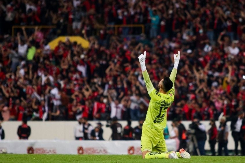 Camilo Vargas festejando el gol 