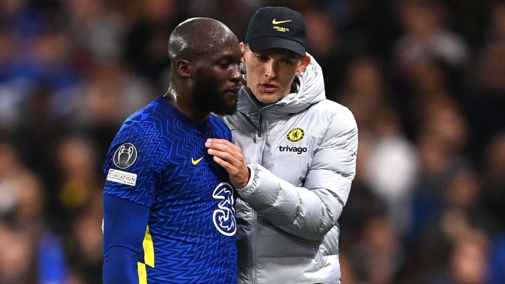 Thomas Tuchel y Romelu Lukaku en partido del Chelsea