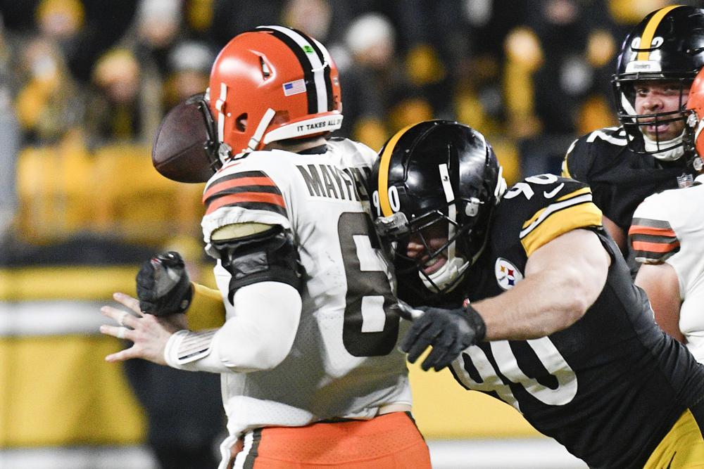 T.J. Watt en acción ante Cleveland