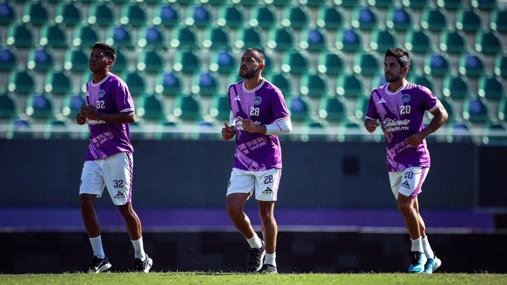 Jugadores de Mazatlán en un entrenamiento 