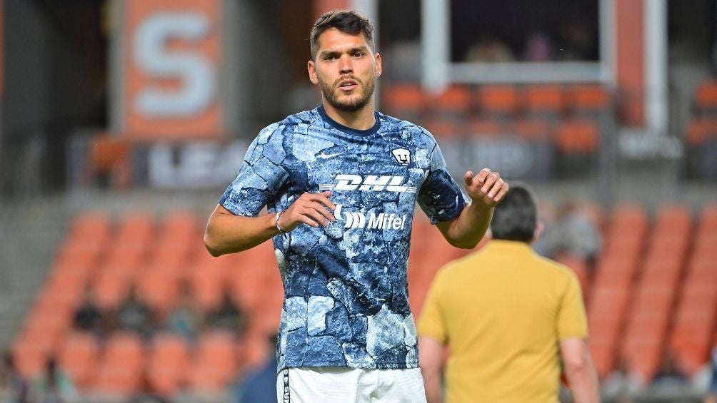 Freire en un partido con Pumas