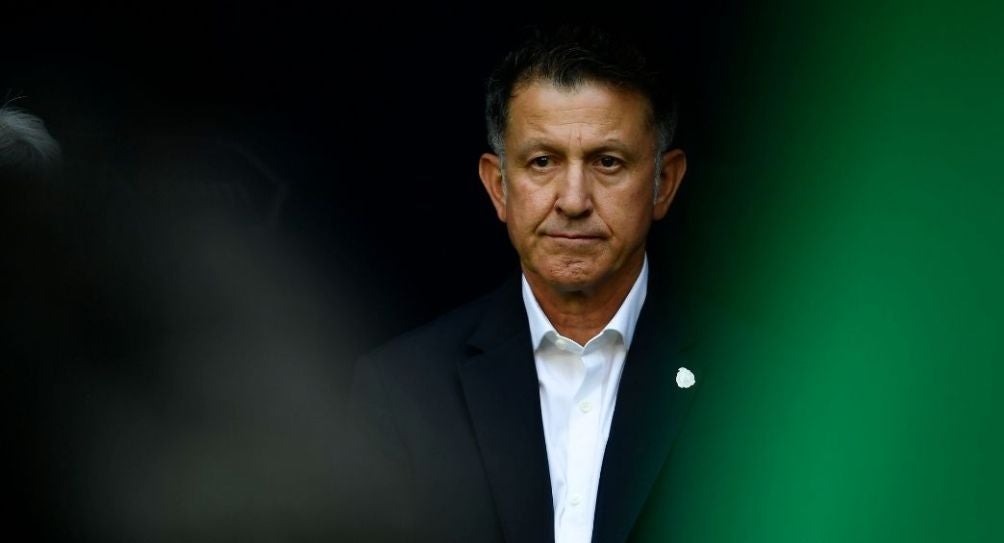 Juan Carlos Osorio entrenando a México